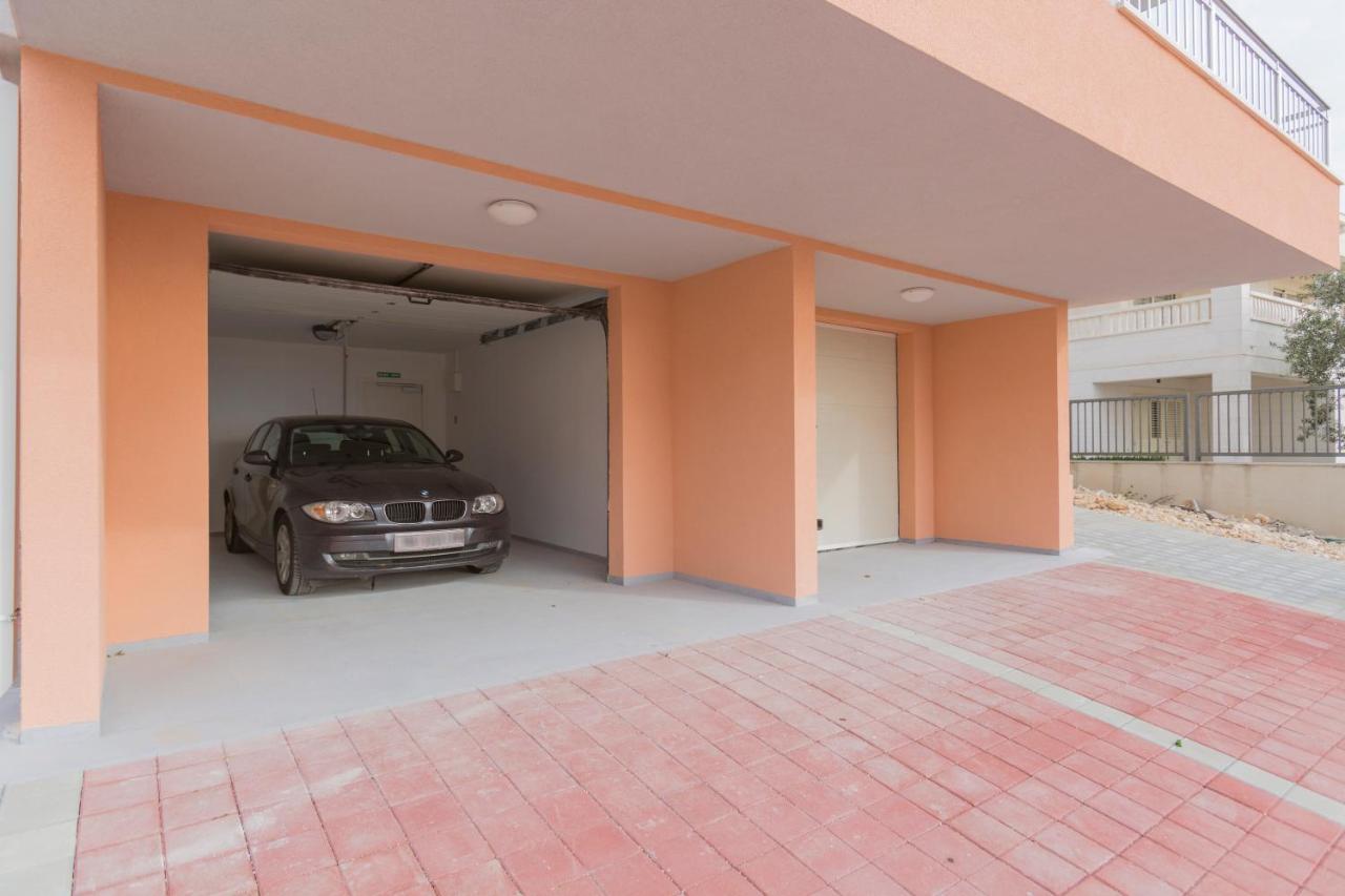 Apartment Paradise Makarska Bagian luar foto